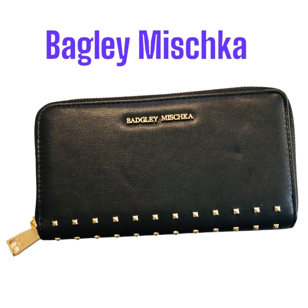 Bagley Mischka Vegan Leather Black with Square Goldtone Studs